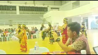 Persembahan tarian Ajat Lansan di dewan rentap betong