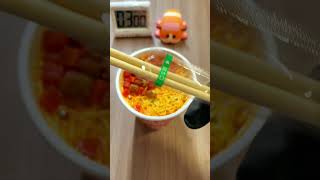 私の好きなカップ麺 MARUCHAN QTTA トマトクリーム味 俺の原点 #毎日新作カップラーメンを食べる変人 #shorts