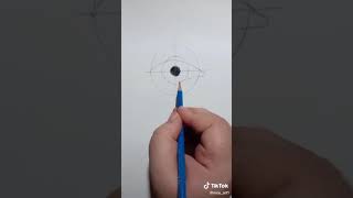 طريقة رسم العين