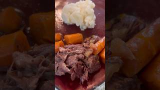 Crockpot pot roast #crockpotmeals #potroast #dinner #recipe #food #easyrecipe #foryou #fyp #cooking