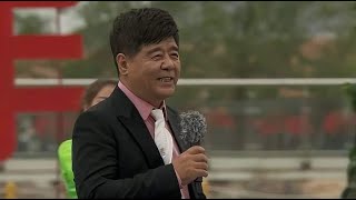 王洁实演唱《外婆的澎湖湾》，重温经典老歌，勾起了无数人的回忆