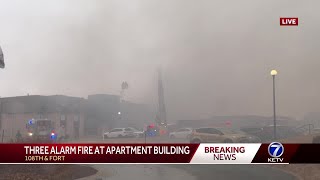 Crews battle flames, smoke in fire at northwest Omaha apartment complex