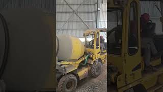 machine ajax Fury concrete raw material mixing