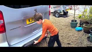 Thomas cleaning the camper. #peugeot #traveller #camper #campervan