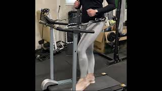 Review Sunny Health & Fitness SF-T1407M Foldable Manual Walking Treadmill, Gray