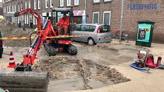 Straten onder water en gaslekkage door leidingbreuk - Schielaan Rotterdam