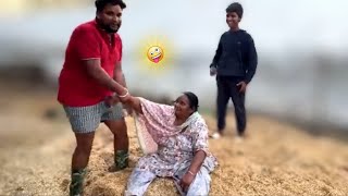 🤣ਮੰਮੀ ਨੇ ਮੋਟੇ ਨਾਲ ਲੇ ਲਿਆ ਪੁੱਠਾ ਪੰਗਾ 🤣sandhu honi 22 comedy||Mouth Te Gal Tv #sandhuhoni22