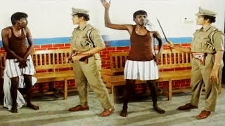 பொண்ண கொஞ்சம் ரசிக்க விடுடா ஏன்டா  என் உயிர வாங்குற | Tamil Comedy Scenes | Vadivelu Comedy Scenes