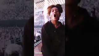 Did u noticed what Jimin did??😳😳😳😳