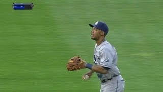 TB@KC: Jennings robs Hosmer with running catch