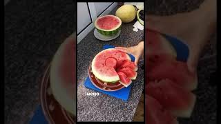 La.forma más bonita  de cortar la sandia 🍉