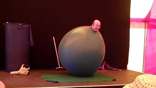 Bubble Inc presents.... Billy Balloon's stage show!