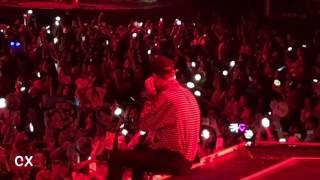 170402 EXO'rDIUM IN SINGAPORE - Kai reaction to Chanyeol playing electric guitar