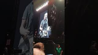 Eddie Vedder at PinkPop 2022  shares   his stagedive story from 1992