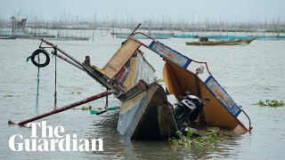 Typhoon Doksuri: ferry capsizes in Philippines, killing dozens
