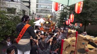 平成26年 三田春日神社 例大祭 一交會 神輿渡御です。