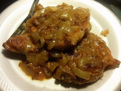 Smothered Pork Chops With Onions & Gravy Recipe Smothered Pork Chops With Onions & Gravy Recipe