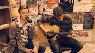 Bearcoustic Sessions: The Interns - \