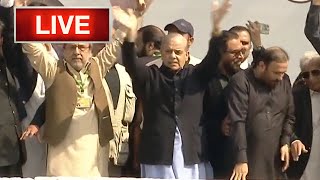 LIVE | Prime Minister Shehbaz Arrives at Dera Ghazi Khan | Dunya News