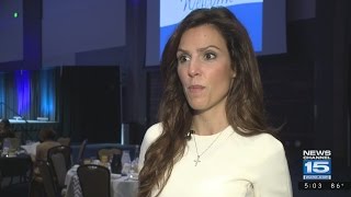 'American Sniper' widow shares message of hope and healing