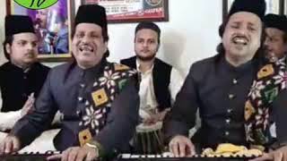 Roo e taabaa ajabe - Farsi Naat Sung by Raja Sarfaraz Qawwal