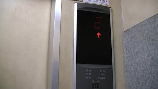 立川市某ビルのエレベーター