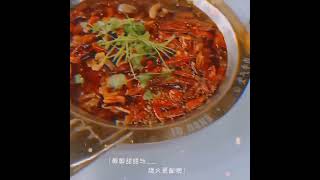 吃正宗特色重庆牛肉火锅