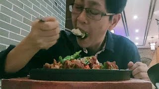 辣椒炒肉、拌腐竹、海带，果然是大胃还不够吃，快赶上阿朵了！【湘西九九美食】