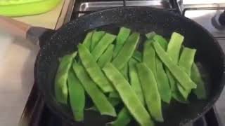 Spicy Flat Beans Recipe/La Mila Cucina=Vlog#73