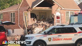 Video shows airborne car slam into Missouri home