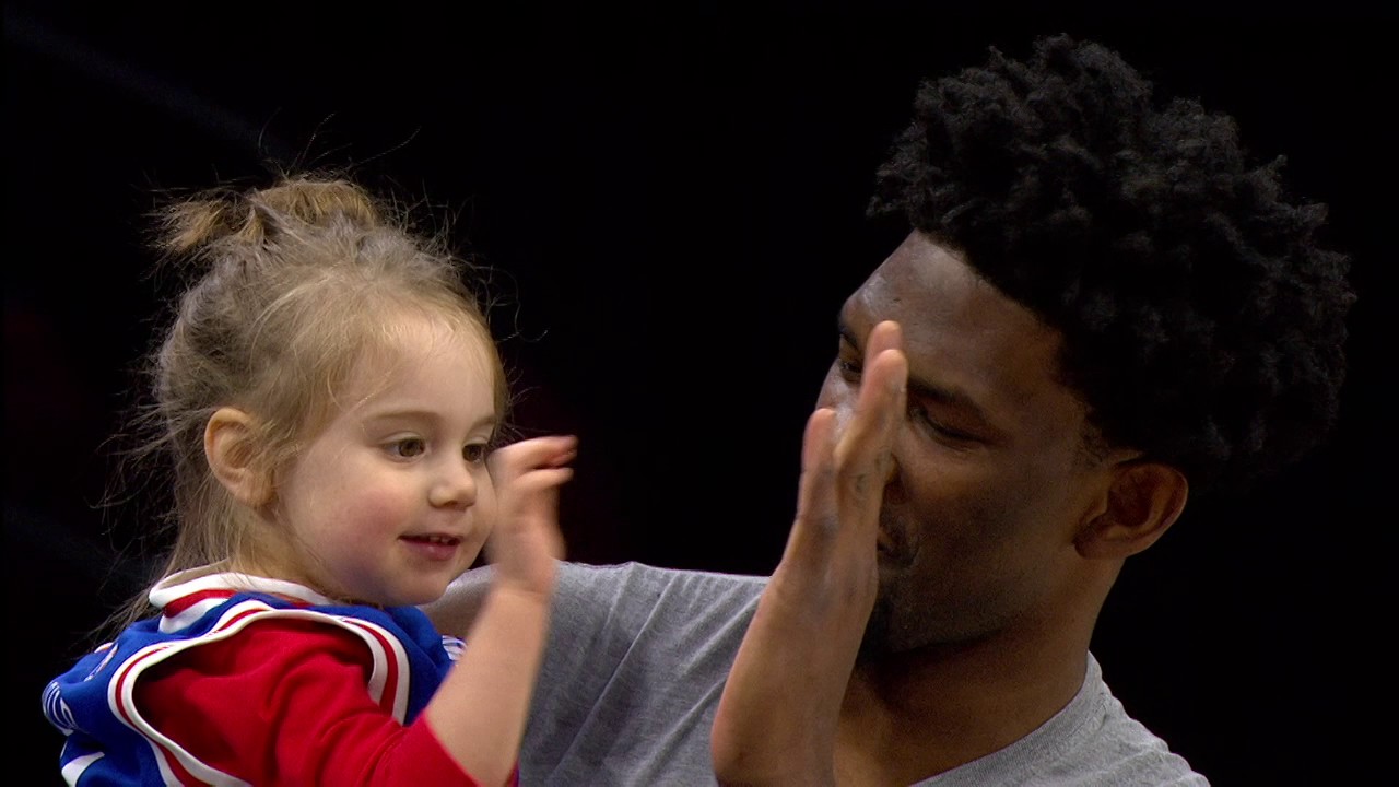 Joel Embiid New Baby : Who Is Joel Embiid S Girlfriend Meet Anne De ...