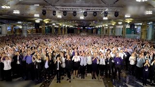 Positive Vibes | 1,000 employees of a Russian company chant 'Stay strong, Wuhan!'