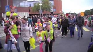 Pekelders in Defile avondvierdaagse Winschoten