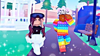 Oooo What Does This Button Do? || Old Roblox Trend #shorts