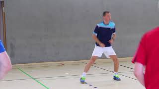 Badminton Lauftechnik: Einführung Stemmschritt \u0026 Start (Lehrvideo Beinarbeit Badminton)