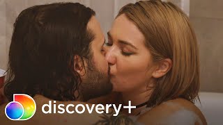 Stephanie Gets Steamy in the Bathtub | 90 Day: The Single Life