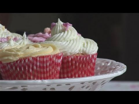 How To Make Icing Using Powdered Sugar How To Make Icing Using Powdered Sugar