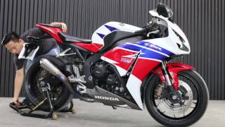 รีวิว Honda CBR1000RR TRI-Color หล่อ ลั่นๆ ยางสลิคดอกเต็ม