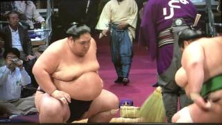 2015年11月9日大相撲九州場所2日目 天風 対 徳真鵬