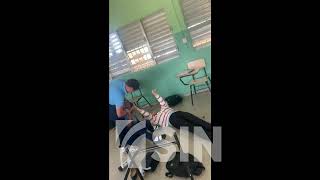 Estudiante golpea a otra y le provoca convulsión en centro educativo de Nagua