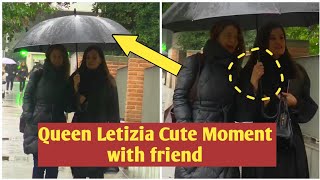 Princess Leonor mother Queen Letizia shared Umbrella with Friend in rain