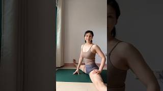 Middle Split Tutorial Essy Peasyyy🔥🔥 #split #flexibility #gymnast #shorts #tutorial #yoga