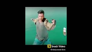 I am a rider hrithik Roshan vs tiger shroff #shorts #youtubeshorts #shortsvideo