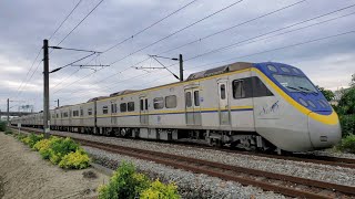 3211次區間車通過(EMU800)