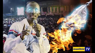 Annonce ~ LE MOUCHOIR MAGIQUE DE KANGUKA ENVOUTE DES FOULES À DOUALA ET LES SACRIFIE À satan