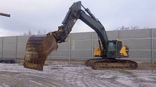 Volvo EC300EL Excavator.