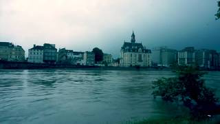 La Seine en cru à Corbeil Essonnes