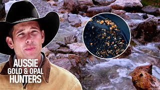 American Miners Finally Discover Gold In River Bedrock | Ice Cold Gold