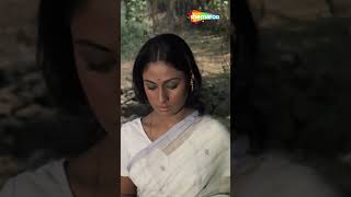 आखिर अमिताभ बच्चन के जाने से जया बच्चन को क्यों दुःख होगा - Abhimaan (1973) #shorts #ytshorts