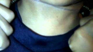 MagicTricks-Chain through neck
